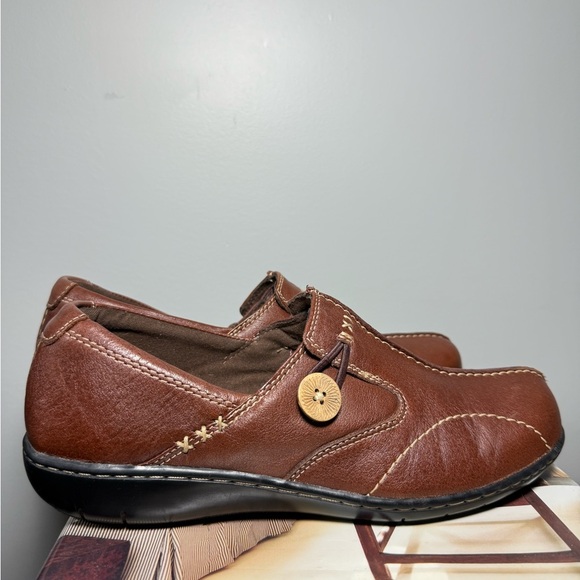 Clarks Brown Leather Women’s Loafers with Strap Detail - Picture 10 of 15